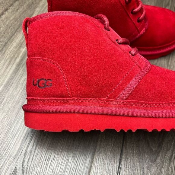 UGG Kid's Neumel II Boot Big kid  size 4 - Picture 8 of 8